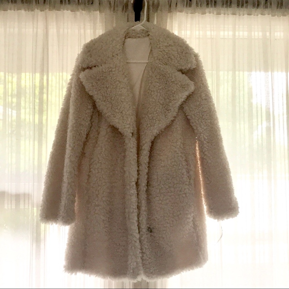 BNWT Cream/Off-white Boucle Coat